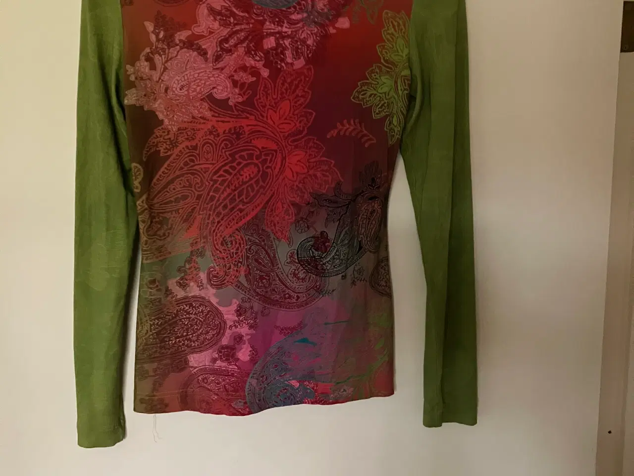 Billede 3 - T-shirts fra Eva&Claudi i str S i bomuld mm