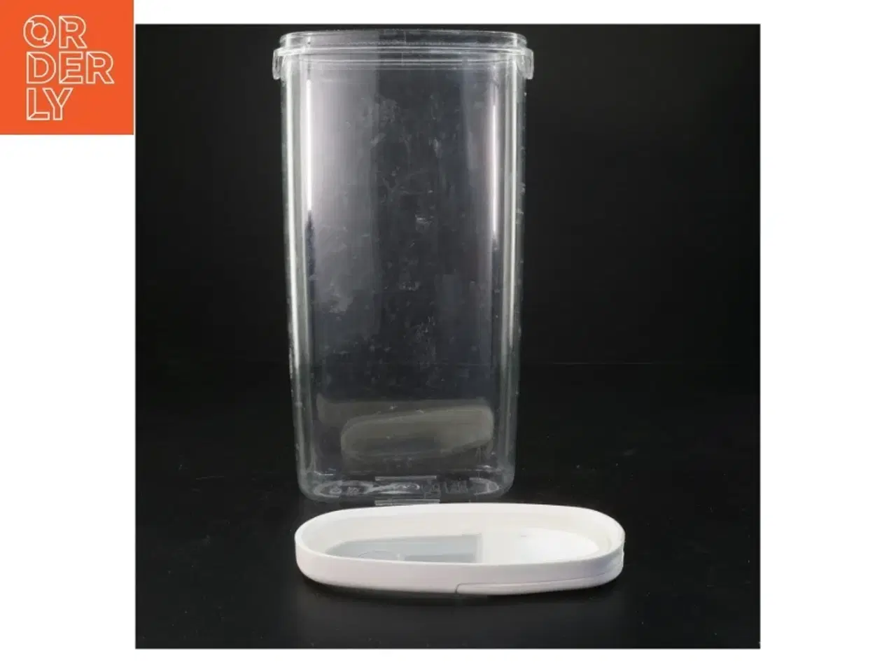 Billede 1 - Gennemsigtig plastikbeholder med låg fra IKEA (str. 6x14x30 cm)