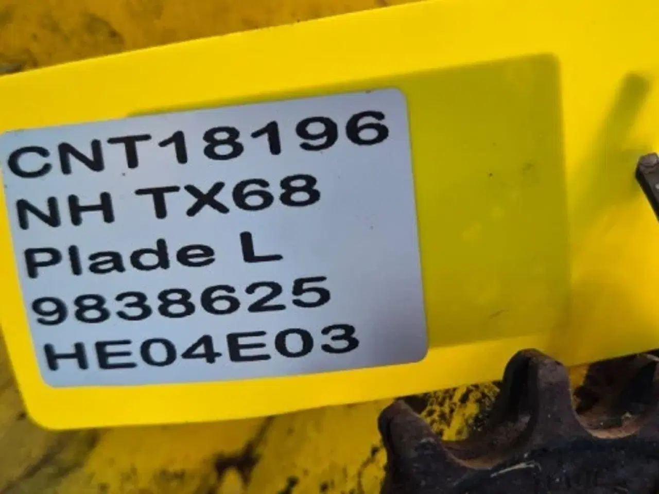 Billede 13 - New Holland TX68 Plade L. 9838625