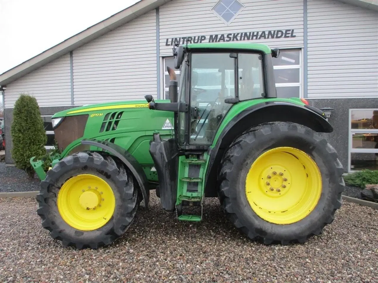 Billede 10 - John Deere 6170M Med frontlift og frontPTO