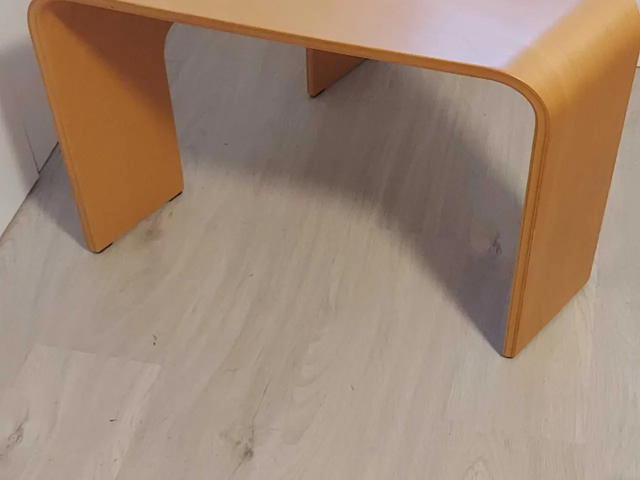 Billede 1 - Stressles sidebord/ sofabord