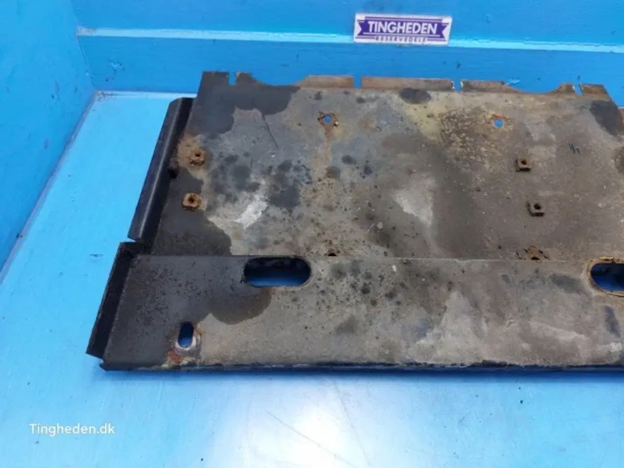 Billede 6 - Massey Ferguson 3060 Batteryholder 3389849M96