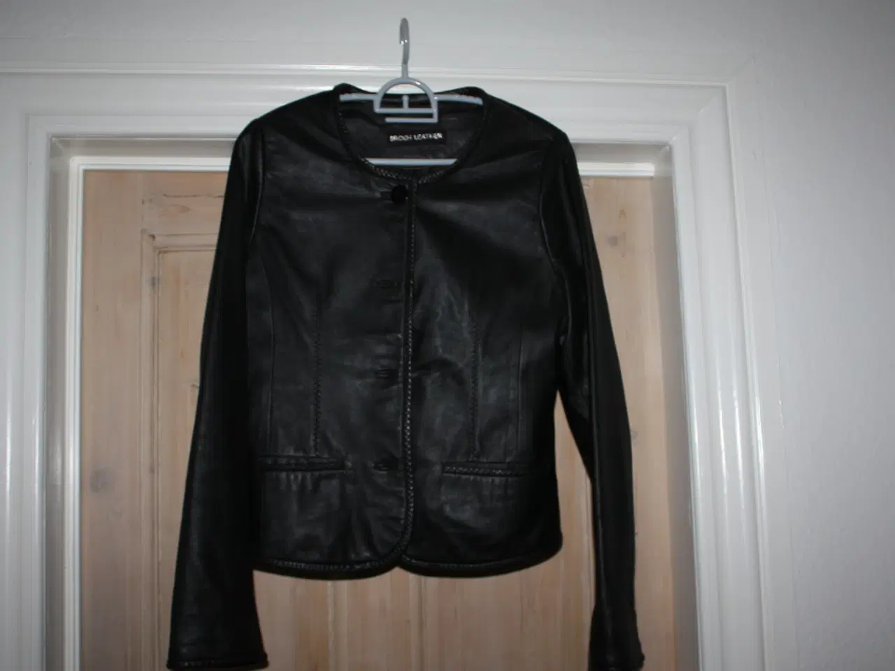 Billede 1 - Broch leather str. 38 skind jakke