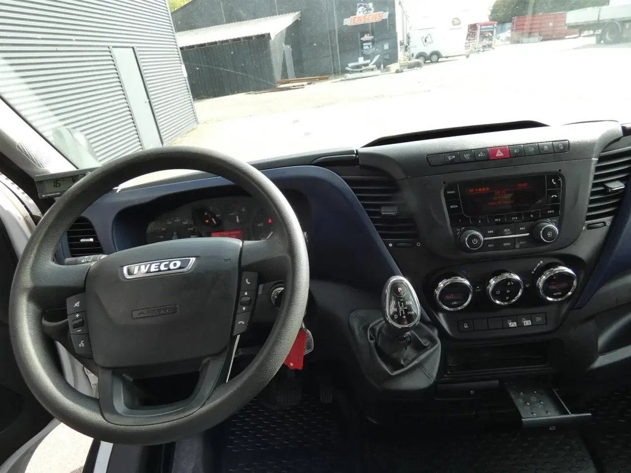 Billede 12 - Iveco Daily 35S18 KØLE/FRYSE BIL 3,0 D 180HK Ladv./Chas. Aut.