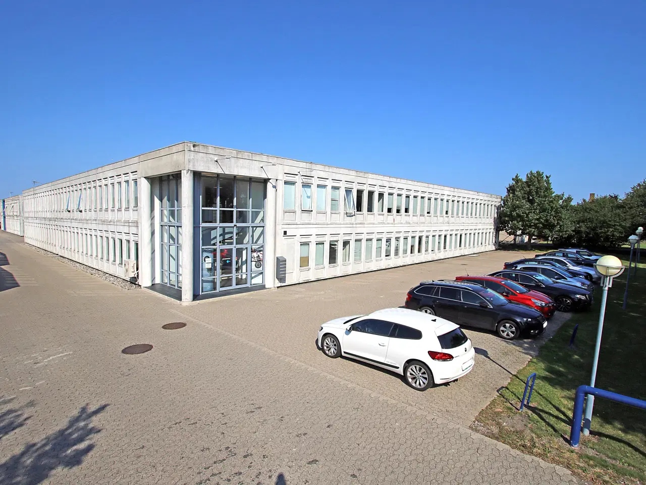 Billede 17 - Kontor. administration. showroom. callcenter. webshop. let montage mm.