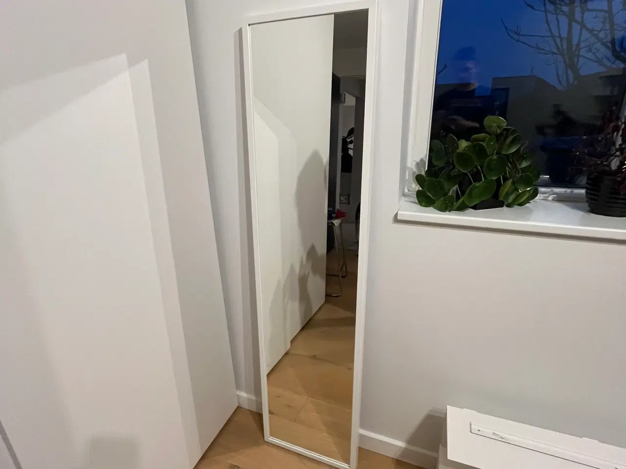 Billede 2 - Spejl Nissedal fra Ikea