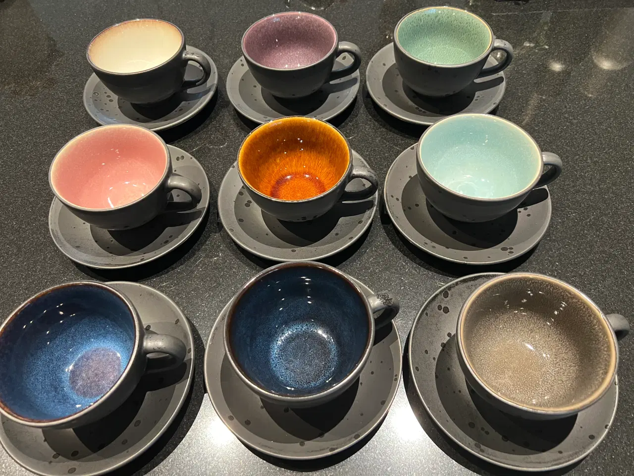 Billede 1 - Bitz kopper med underkop og lille flødekande