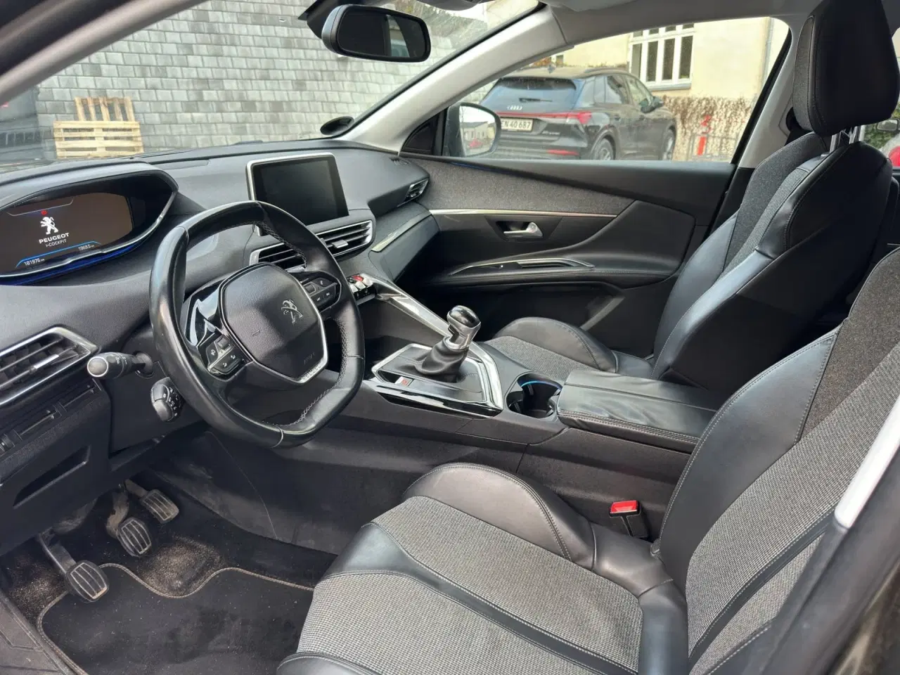 Billede 9 - Peugeot 5008 1,6 BlueHDi 120 Allure 7prs