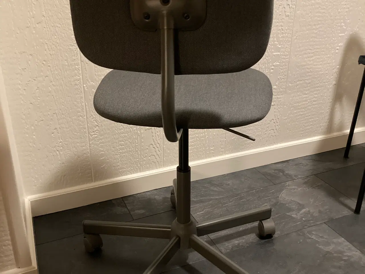 Billede 2 - Grå kontorstol