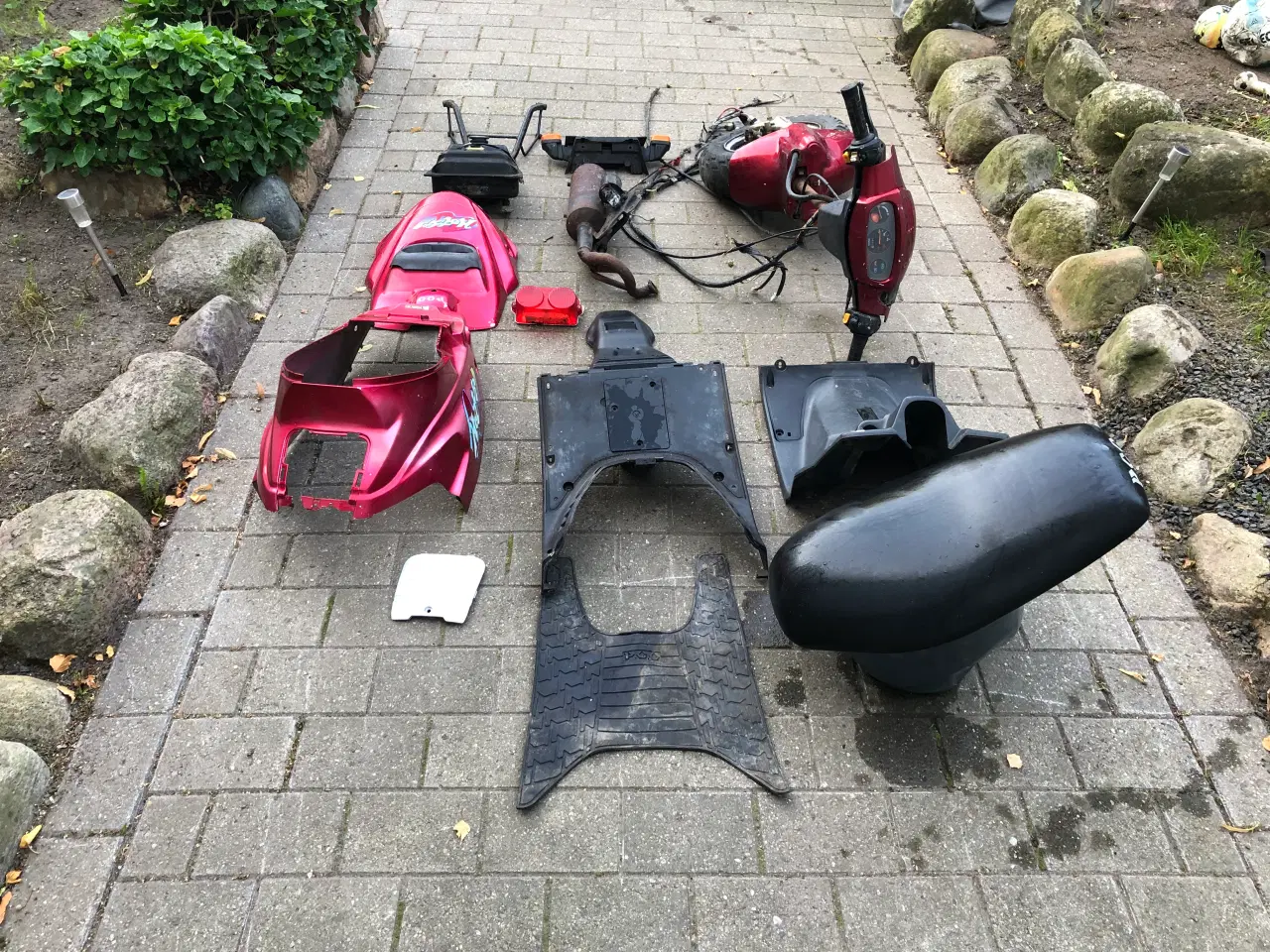 Billede 3 - Jeg har nogle deler liggende til Pgo hot 50