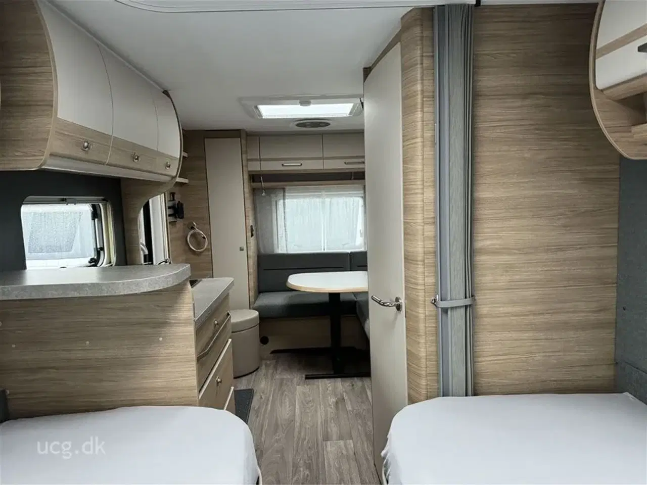 Billede 10 - 2024 - Fendt Bianco Activ 465 SGE   Prisen er inkl. klargøring, gastest, fugttest, syn og nummerplade.