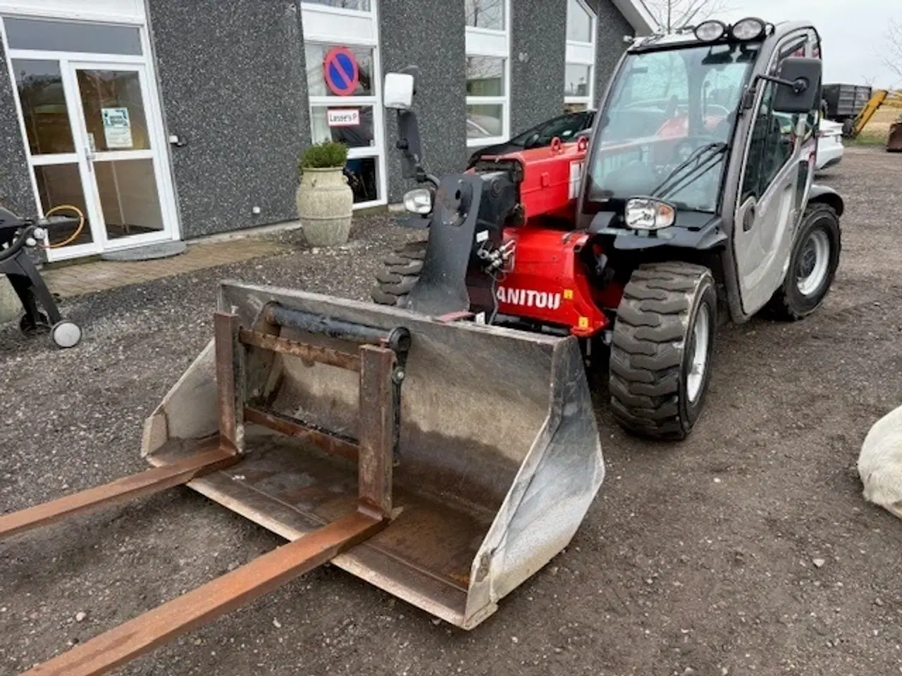 Billede 2 - Manitou MT 625H COMFORT SKOVL OG GAFLER