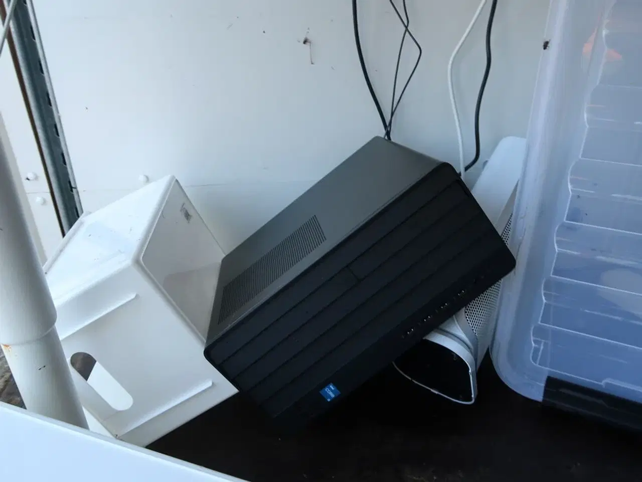 Billede 99 - 20 fods isolering container indrettet som testcenter af overskudsvarme (læs beskrivelse)