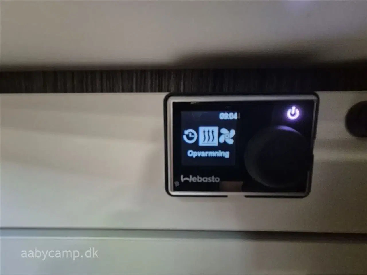 Billede 21 - 2019 - Benimar Tessoro 442   NK pakke. Automatgear. 95 Ah Batteri. solcelle. markise.  varme på spildevand. en ejer fra ny.  fuld service hos Ford inkl. tandrem. undervognsbehandlet.