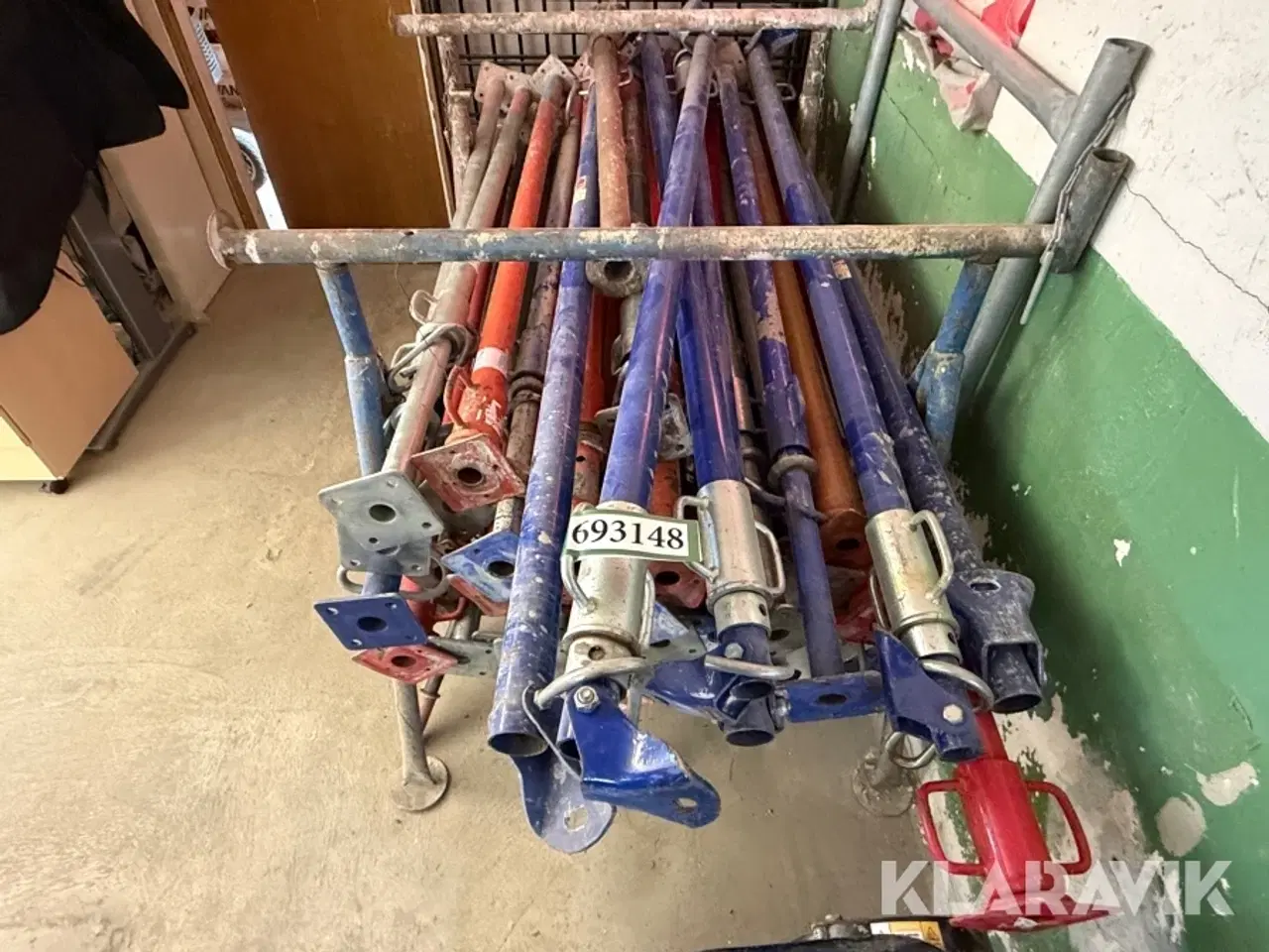 Billede 7 - Lot soldater og støttestænger 35 styk