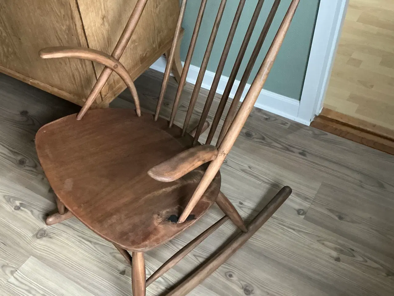 Billede 1 - Illum Wikkelsø Gyngestol
