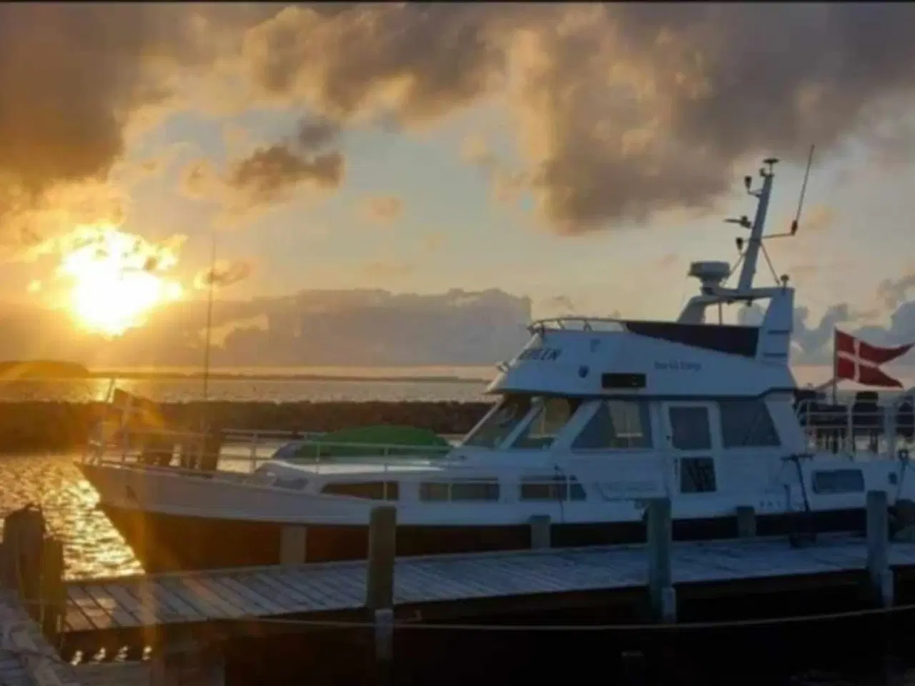 Billede 5 - motorbåd, sommerhus, bo båd, hyggebåd,