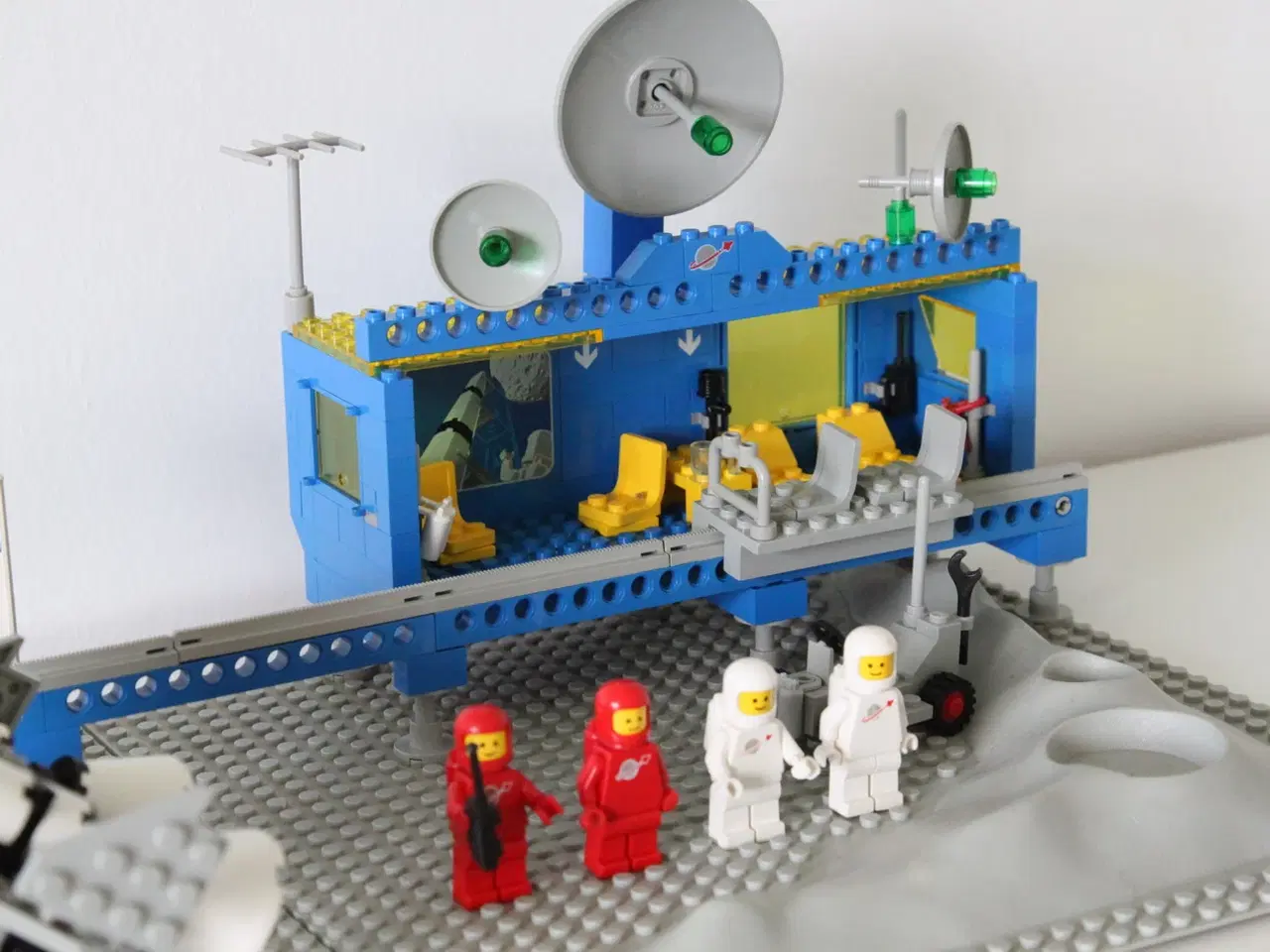 Billede 3 - LEGO SPACE 6970 Beta-1 Command Base