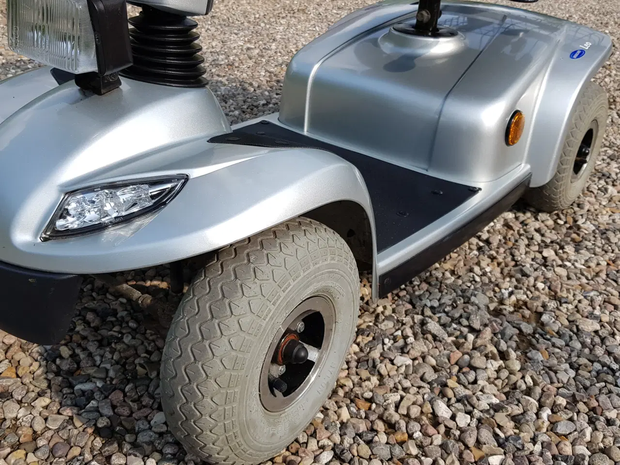 Billede 13 - 4 hjulet el-scooter med nye batterier