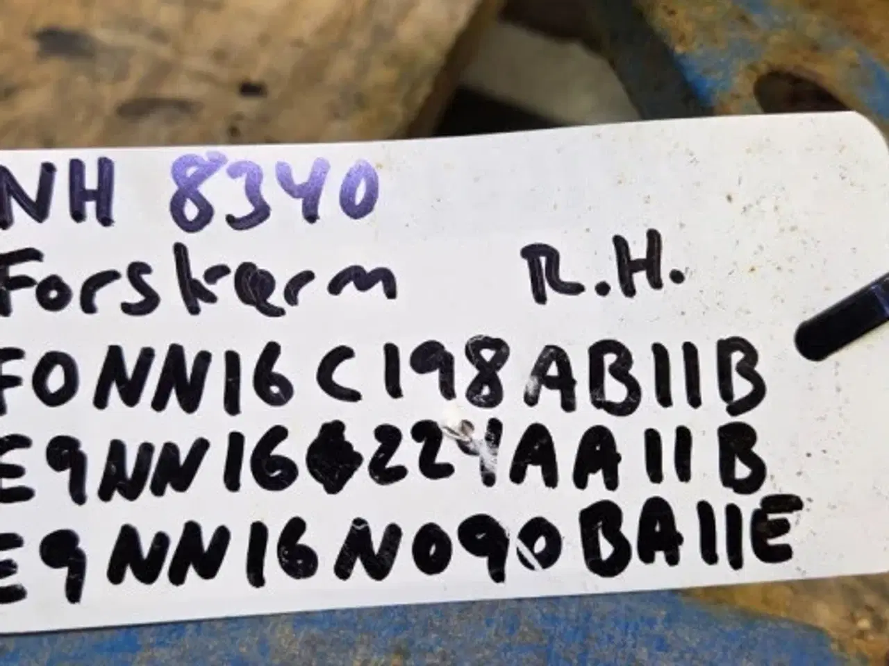 Billede 11 - New Holland 8340 Hjulskærm Sæt 