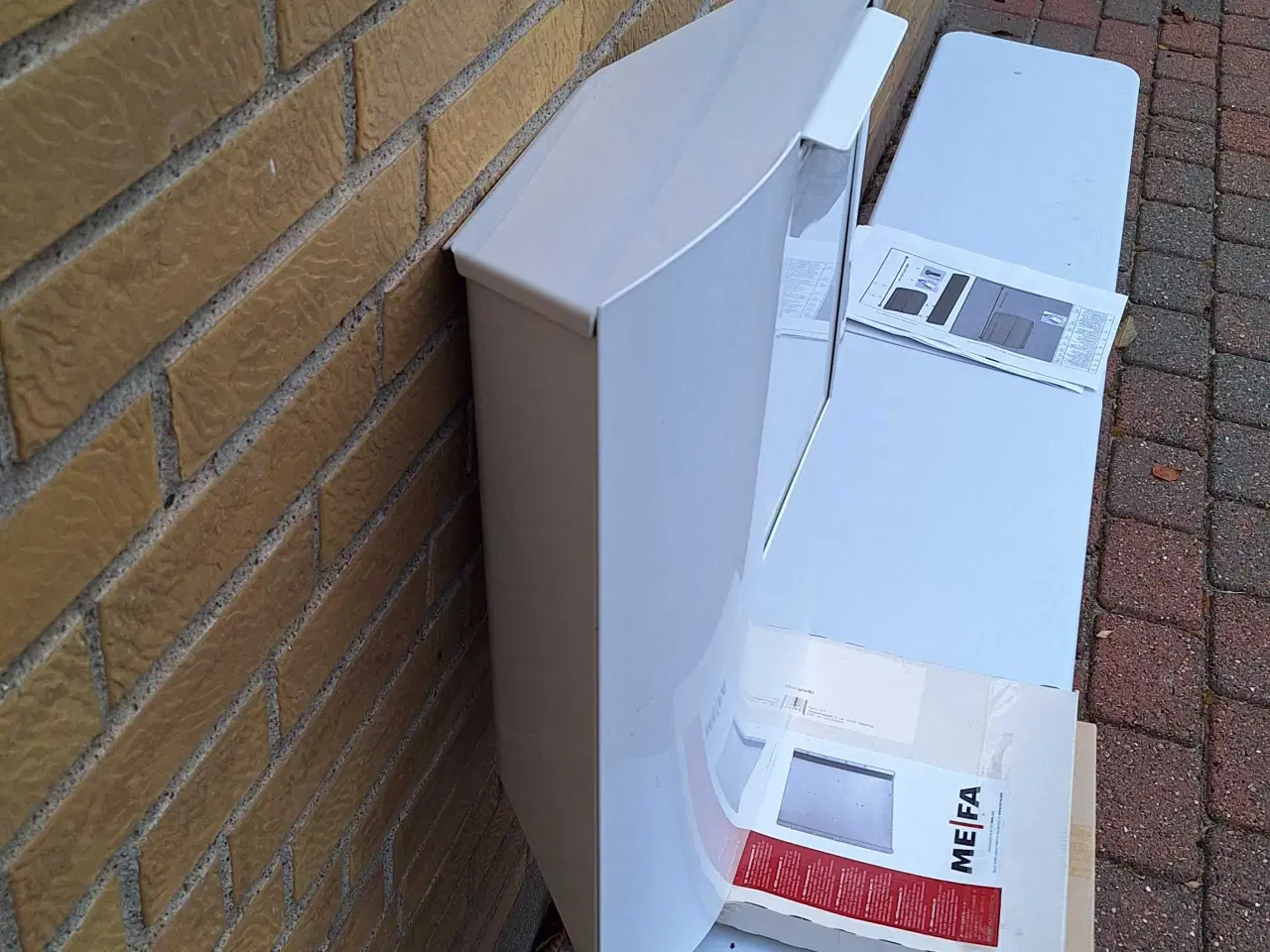 Billede 3 - Postkasse MEFA UFO