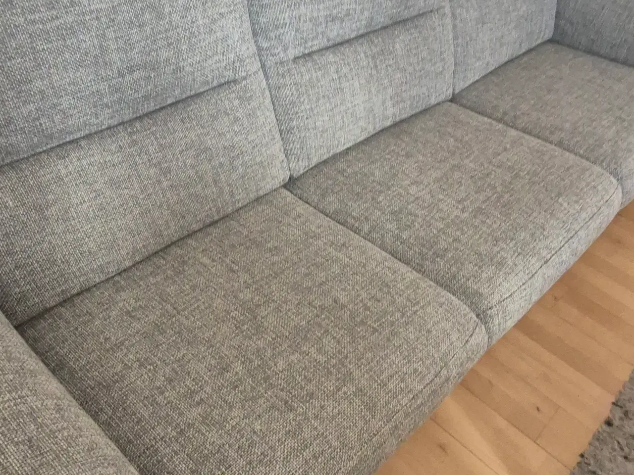 Billede 4 - Himolla 3 personer kvalitets sofa med høj ryg.
