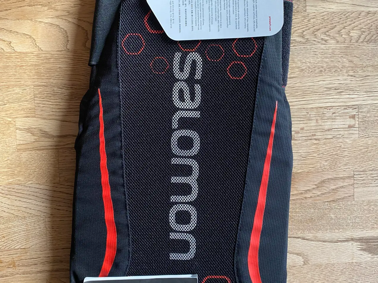 Billede 1 - Salomon rygskjold barn str. SS