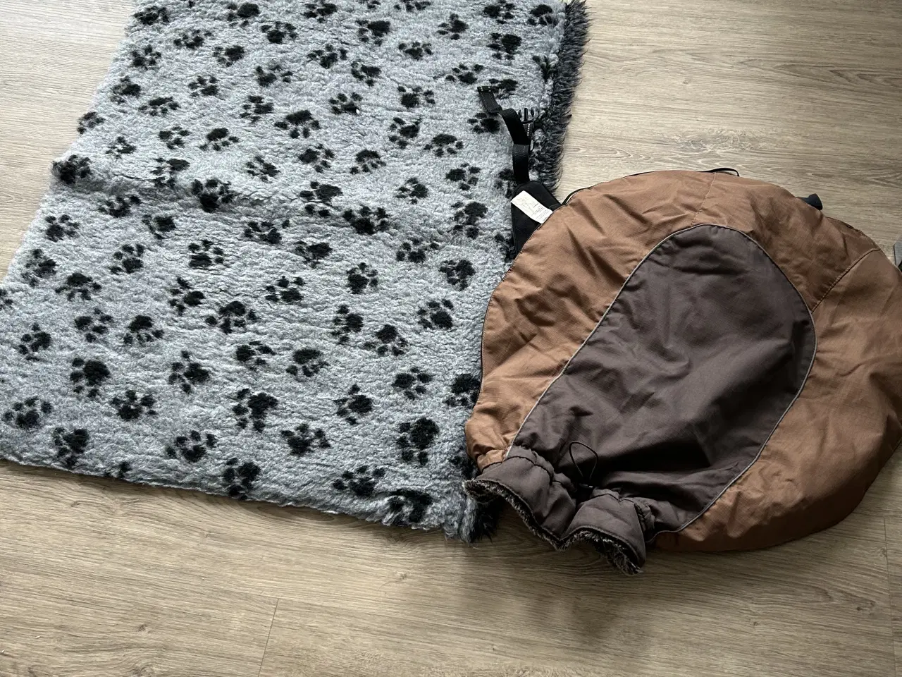 Billede 5 - Simparica hundetabletter 80 mg og DOG sele samt hu