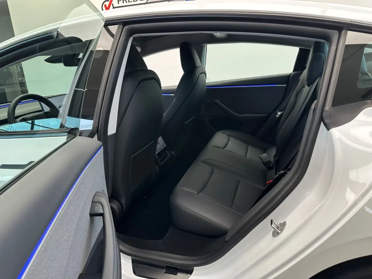 Billede 13 - Tesla Model 3 RWD