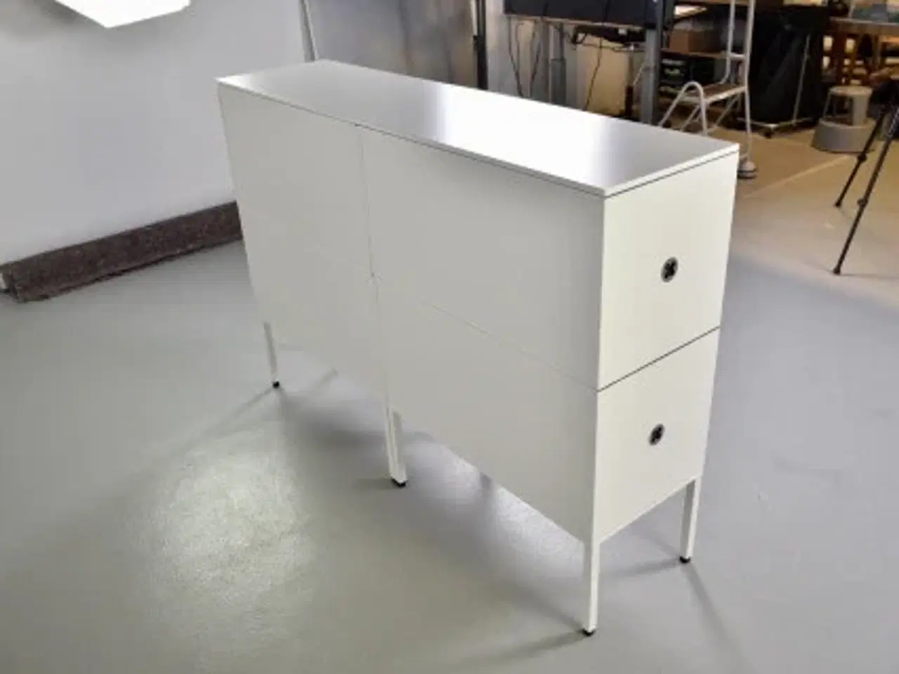 Billede 4 - Steelcase flexbox skab i hvid, 4 moduler