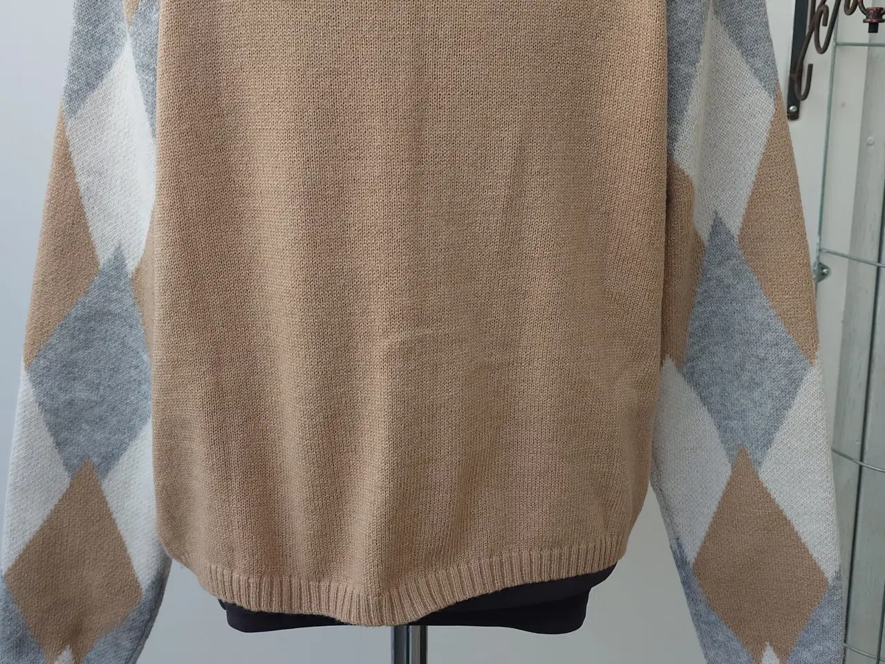 Billede 2 - Ny New Collection cardigan str m