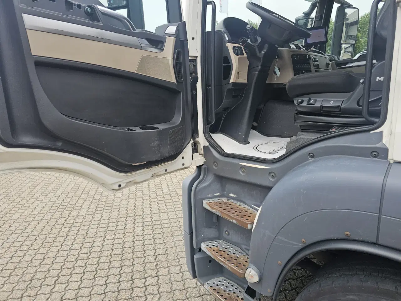 Billede 7 - MAN TGS 26.320 6x2-4, Renovation