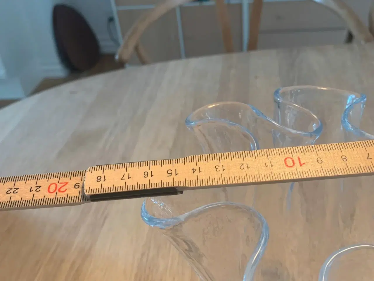 Billede 5 - Tulipanvase i klar riflet glas