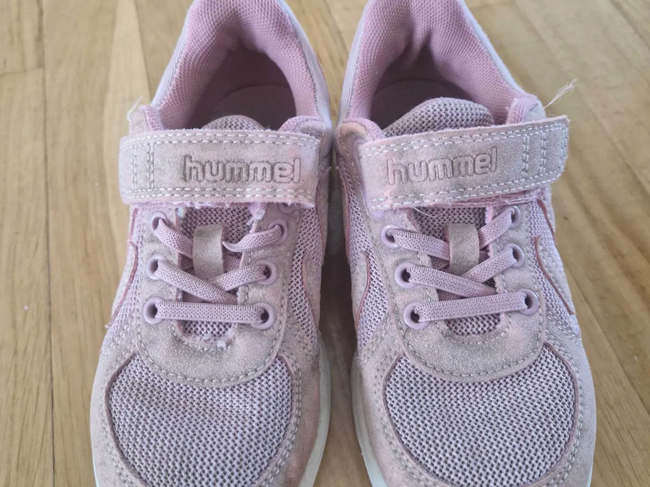 Billede 1 - Hummel pigesko str 31