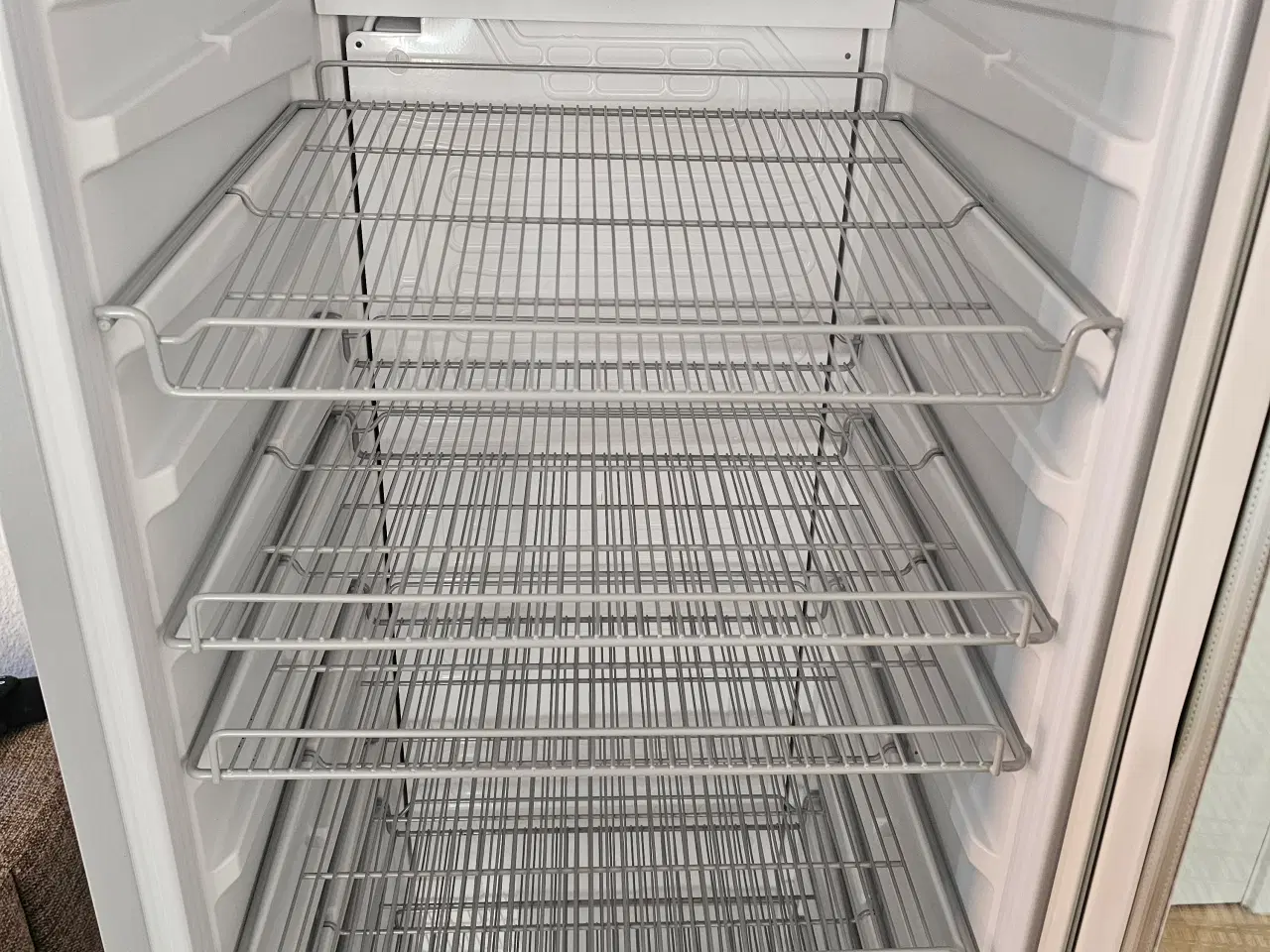 Billede 4 - RED BULL MEGACOOLER – STORT DISPLAYKØLESKAB