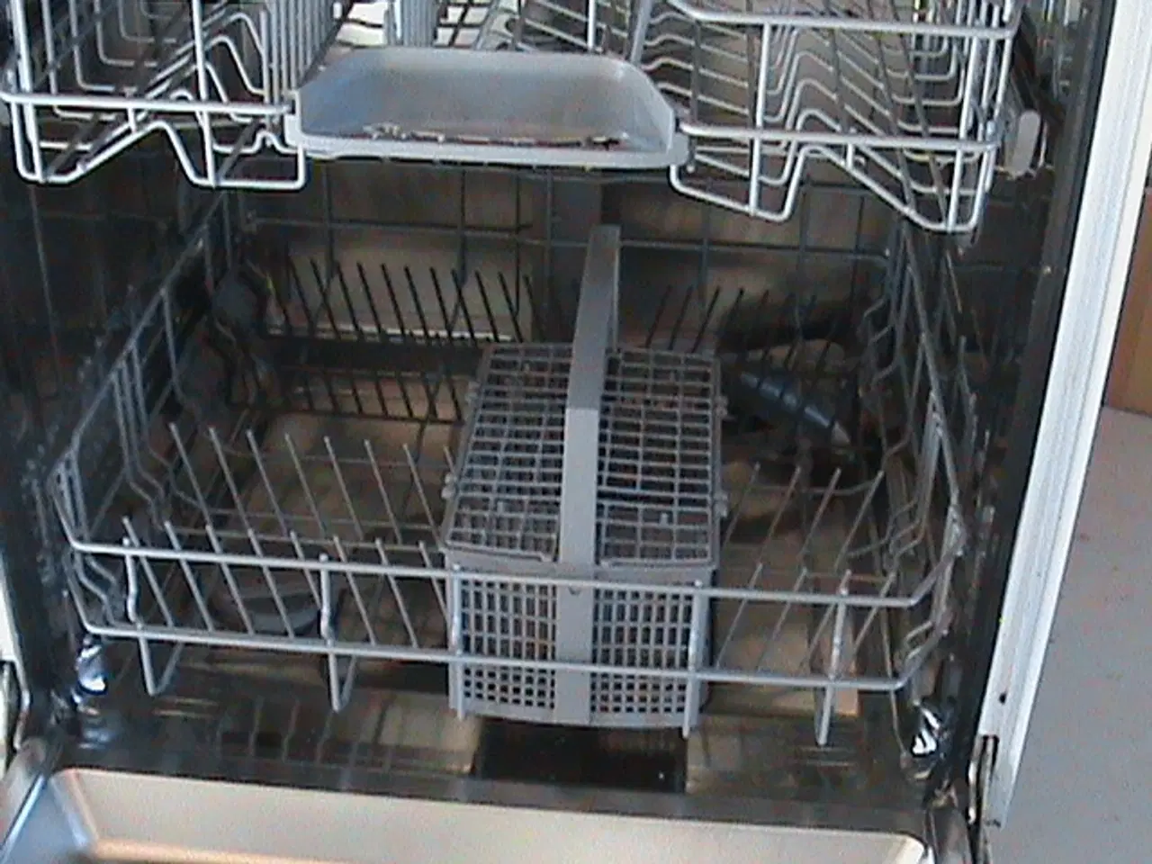 Billede 5 - Bosch opvaskemaskine Super Silence