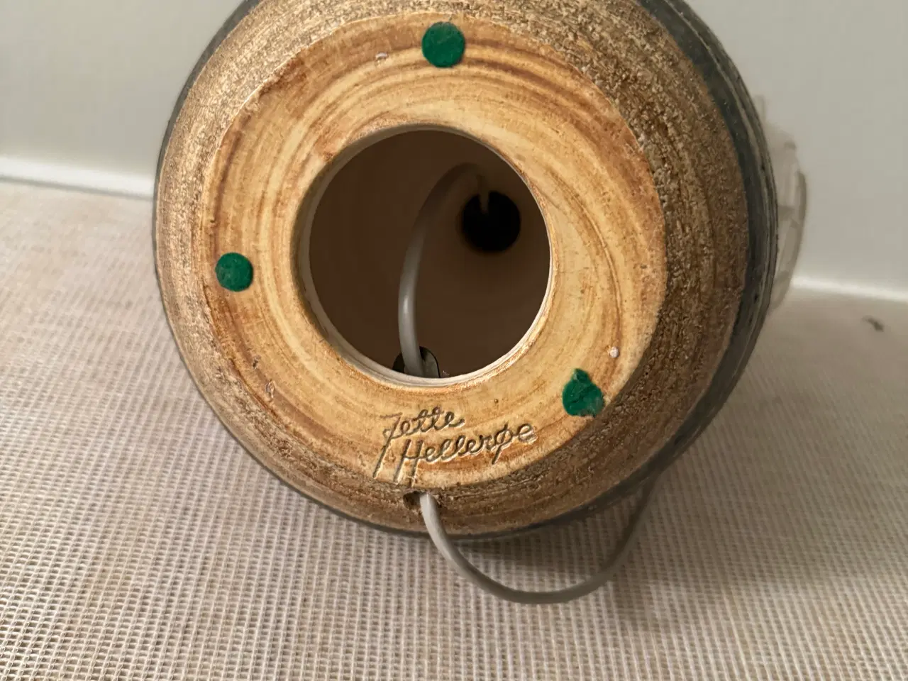 Billede 2 - Smuk keramik lampe af Jette Hellerøe