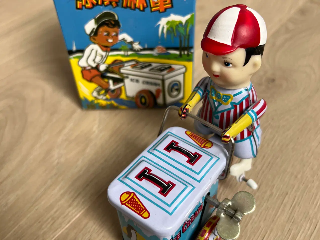 Billede 1 - Tin Legetøj Is Sælger