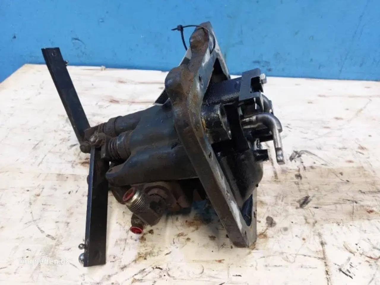 Billede 12 - Valmet 8050 Dæksel Transmission 33678500