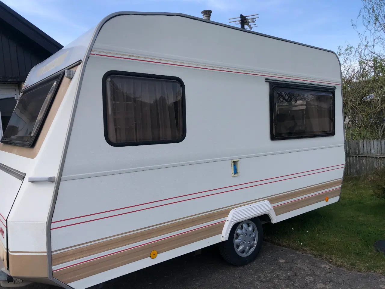 Billede 2 - Dethleffs Campingvogn 