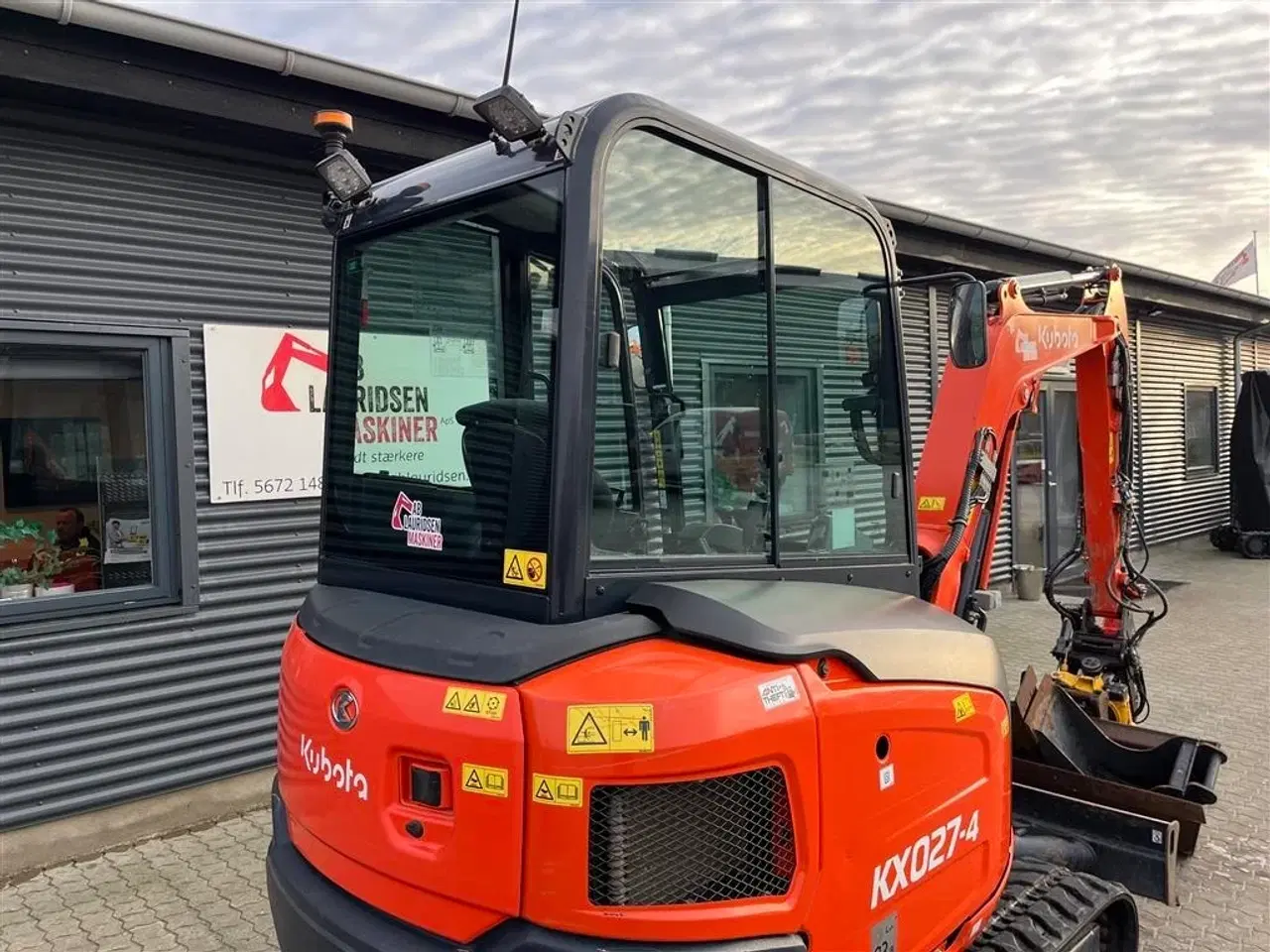 Billede 14 - Kubota kx027-4 Aftageligt Engcon rotortilt, Centralsmørring mm.