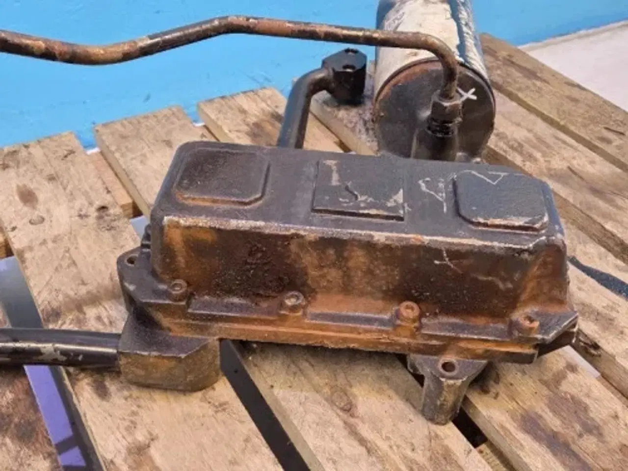 Billede 10 - SisuDiesel 84CTA-4V Oliekøler 836855522