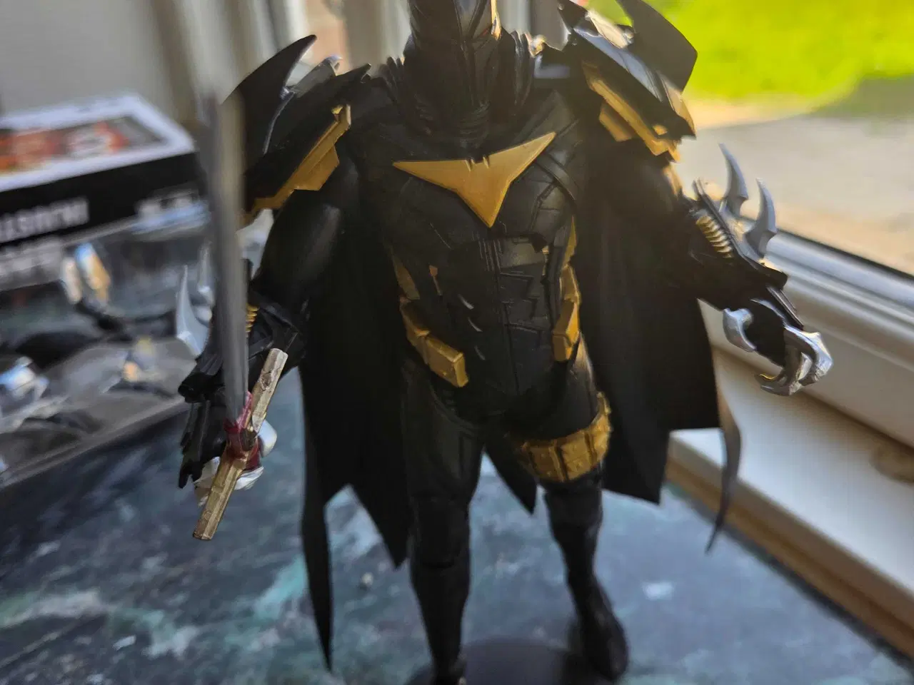 Billede 5 - Batman/azreal figurer 