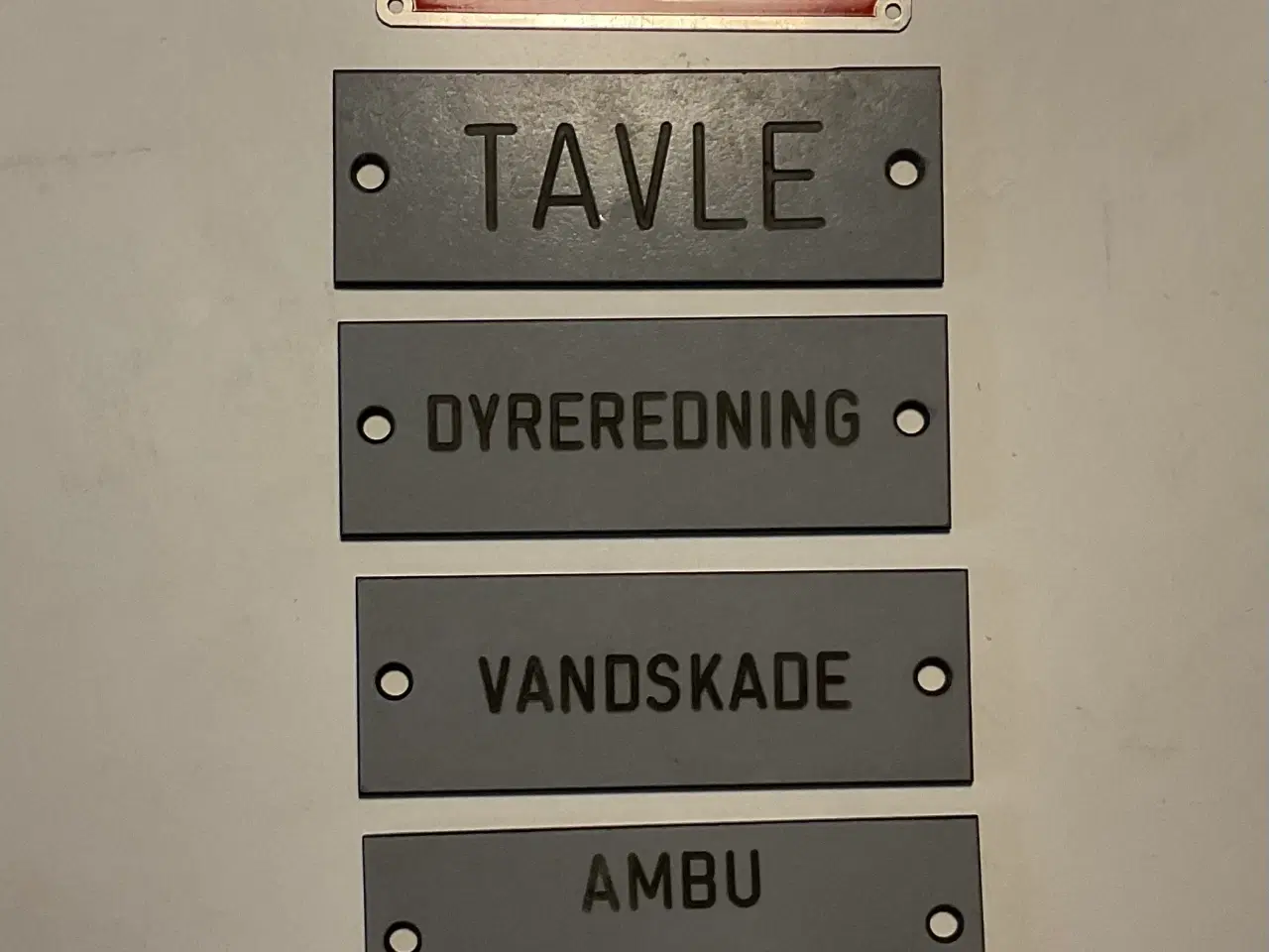 Billede 2 - Div. Falck mærker