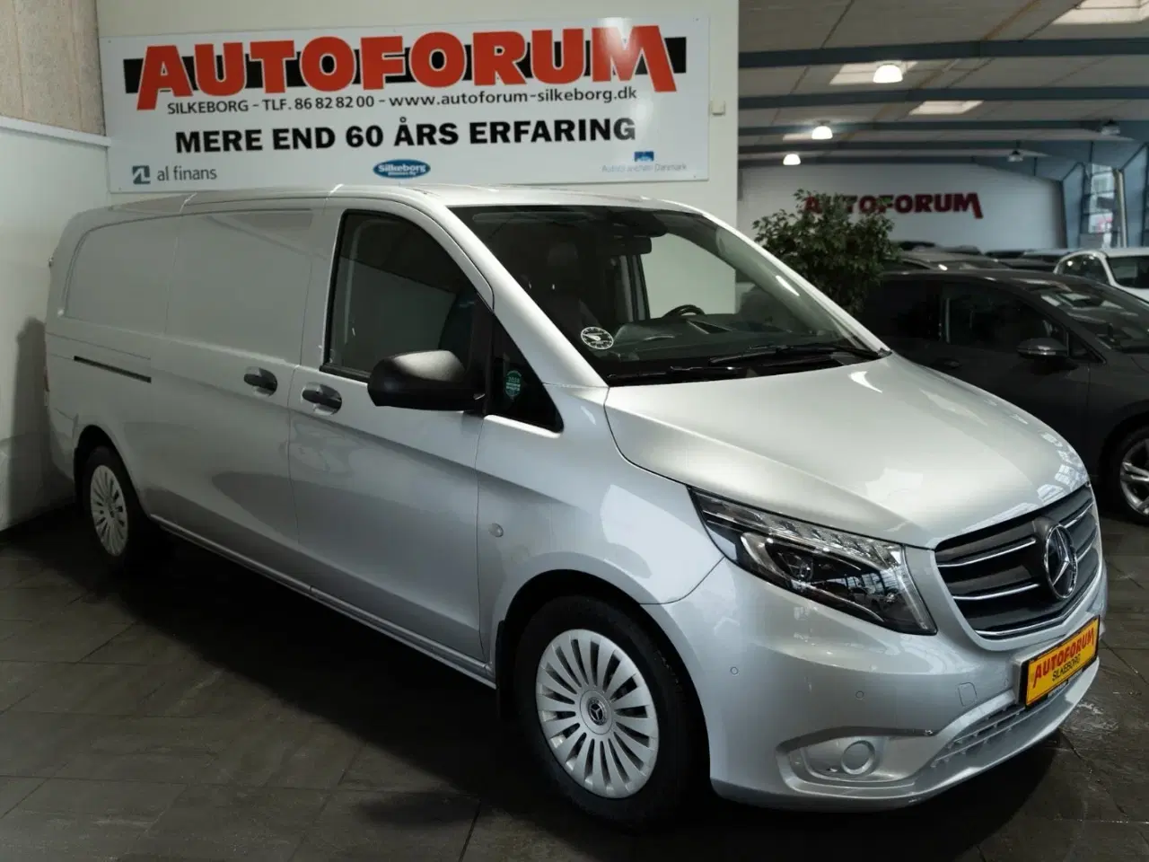 Billede 1 - Mercedes Vito 119 2,0 CDi Kassevogn aut. XL RWD