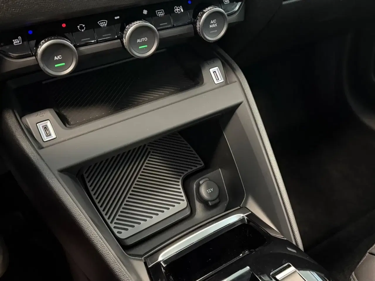 Billede 17 - Citroën ë-C4 50 Plus
