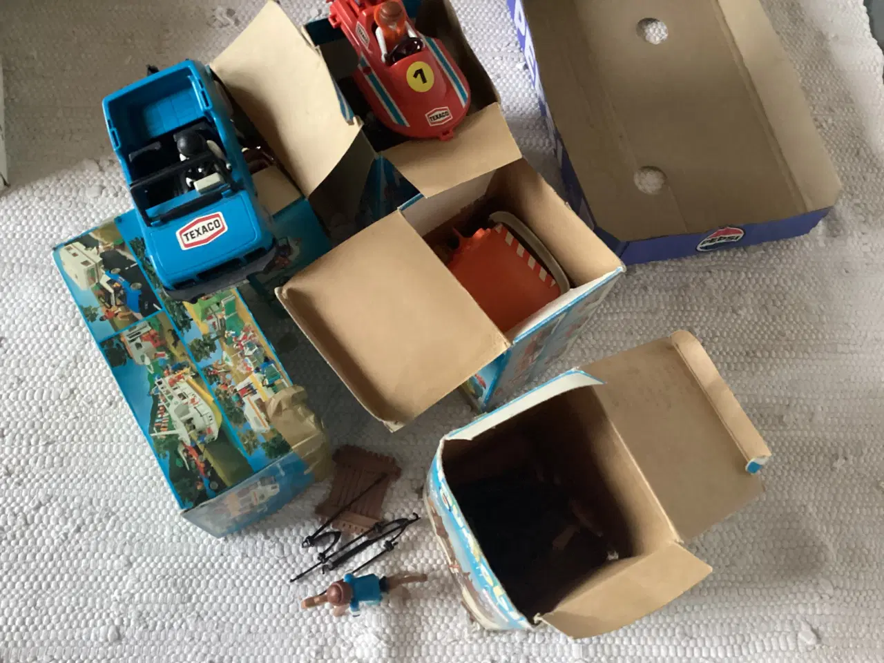 Billede 3 - Playmobil, Retro Sælges: Playmobil-sæt.