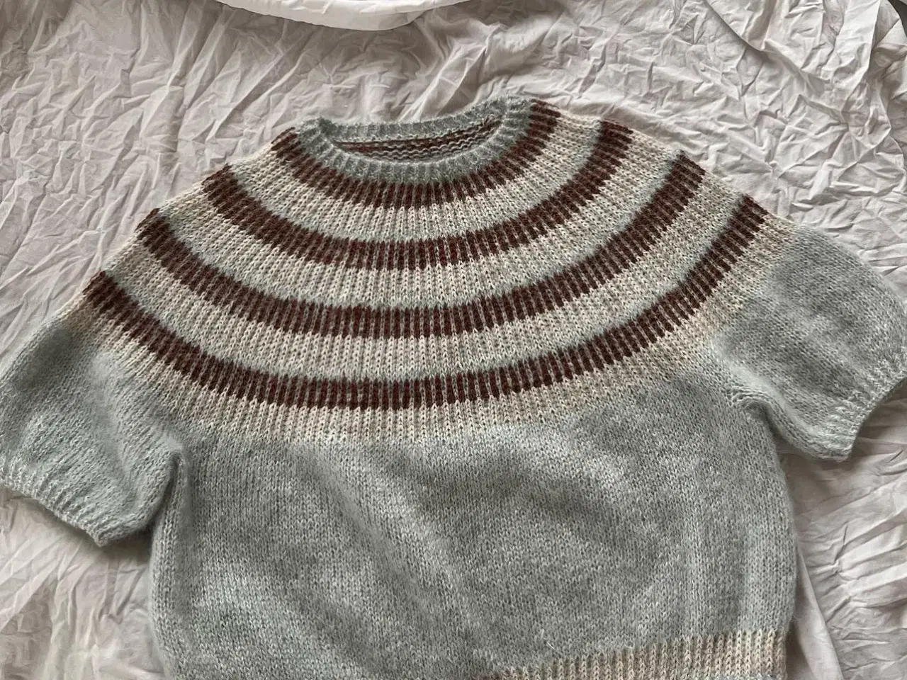 Billede 2 - Nystrikket sweater 