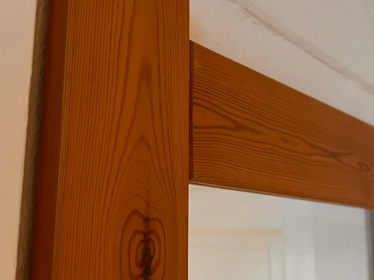 Billede 4 - Smukt spejl i massivt træ – tidens hotteste trend!