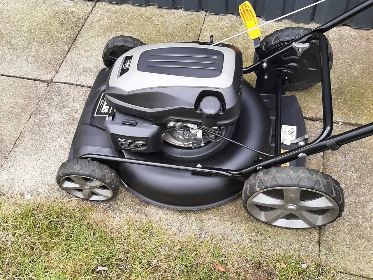 Billede 2 - Plæneklipper med tilbehør 
